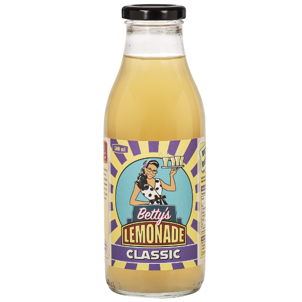 Brug Betty's Classic Lemonade til en forbedret oplevelse